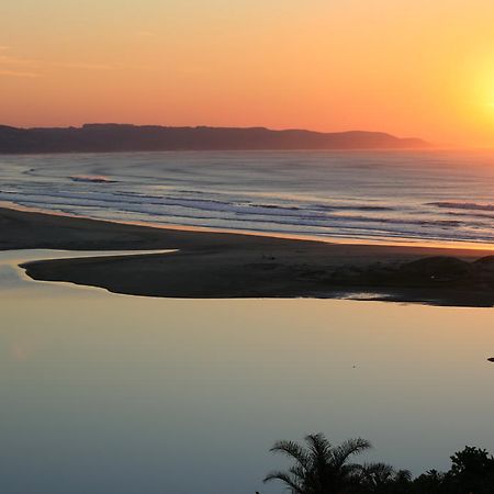 Buccaneers Beach Lodge, Chintsa, South Africa エクステリア 写真